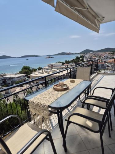 Infinity View Nea Peramos