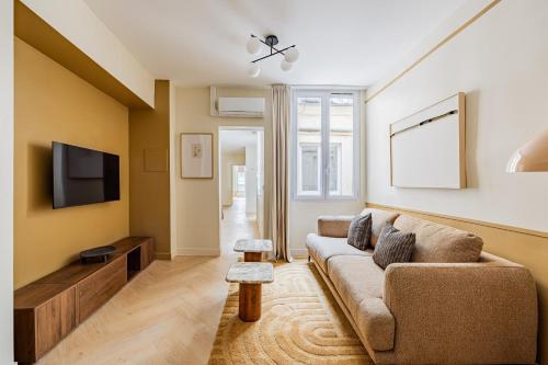 A33#République#2 Bedrooms#Marais#Paris 03#AC