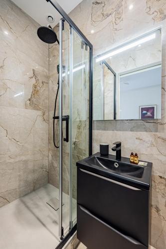 A33#République#2 Bedrooms#Marais#Paris 03#AC