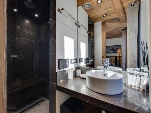 Appartement de luxe avec jacuzzi, terrasse et cheminée - 10 personnes