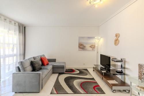 #075 1BR Solar Apartment Bright & Cozy
