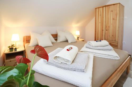 Anna Apartman
