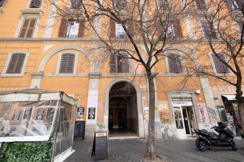 GuestHost - Trastevere Charming Apartment