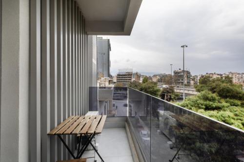 Oraya Chic Studio with Balcony in Athens
