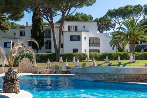 Luxury Pine Tree Apartment - Golf & Tennis Court & Pools