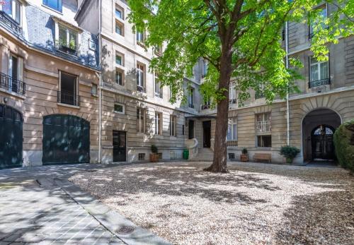 Wagram Luxury Palace