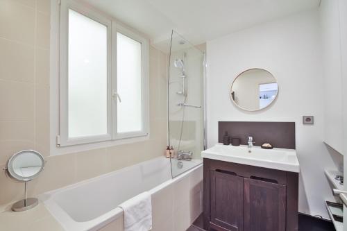 Palais Royal Charm Home