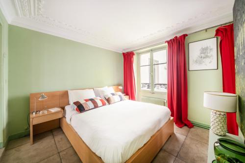 Montmartre Home