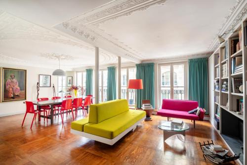 Montmartre Home