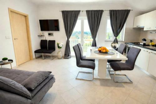 Apartments Vesna