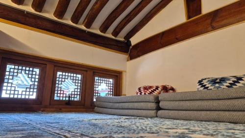 Et opholdsområde på Leedo Hanok