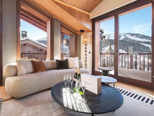 Chalet de luxe avec jacuzzi et vues panoramiques à Courchevel 1650 - FR-1-563-133
