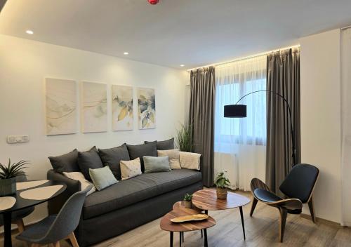 TT Luxury Homes - Artemis - Shared Pool and Gym NEW