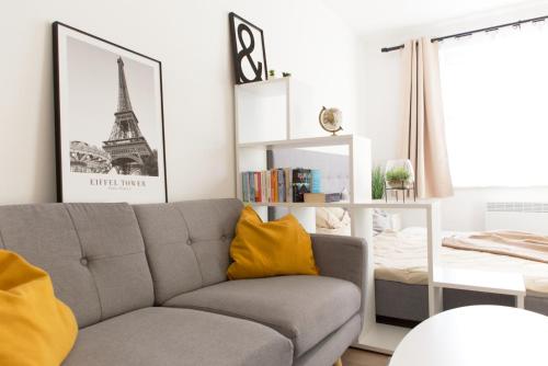 Bright & Cozy Studio - Near Stadthalle