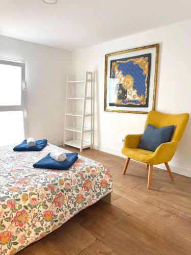 Big 3BR Apartment Near Beach Estoril Cascais