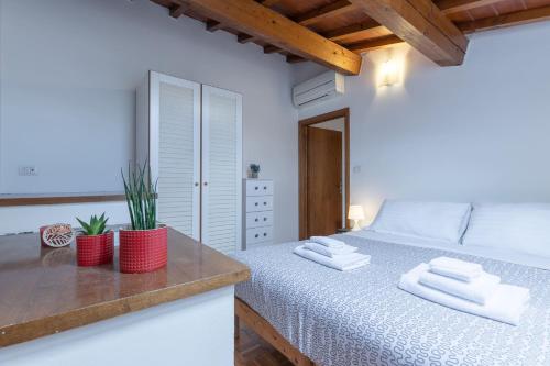 Florence Apartments in great location