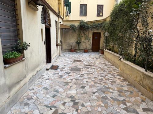 M81, an elegant loft in the heart of Rome