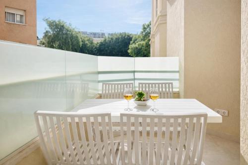 Loft de lujo en Marbella centro con amplio balcon - Magnolia Properties