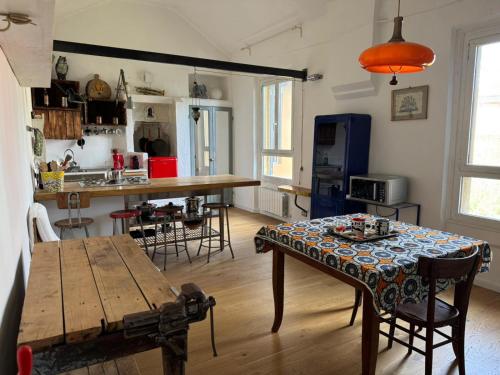 Big bright Attic-Milan Navigli