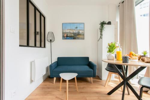 Charmant studio avec coin nuit & cuisine extérieur agréable 22B