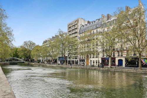 Stunning flat 2 bedrooms sleeps 6 Canal Saint-Martin