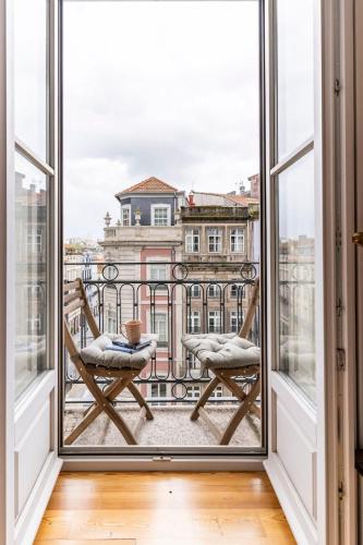 Boutique Apt in City Center w Stunning Douro Views