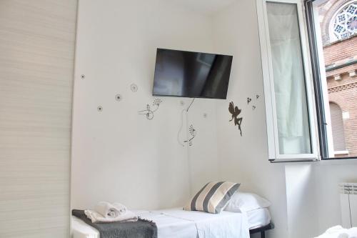 Classic 1-BR Retreat Navigli District