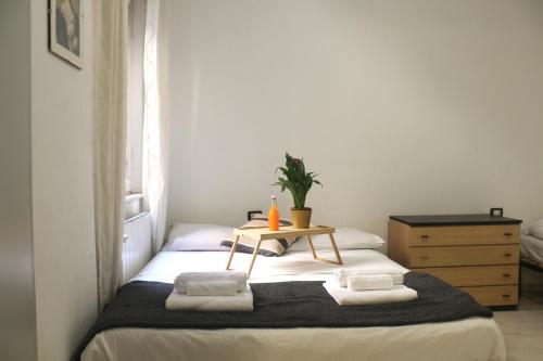 Nice One-Bedroom Flat 500m Gorla M1