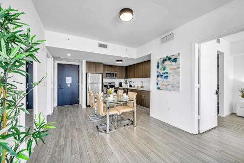 Skyglass Panorama views 2 Bedroom Suites photo 24