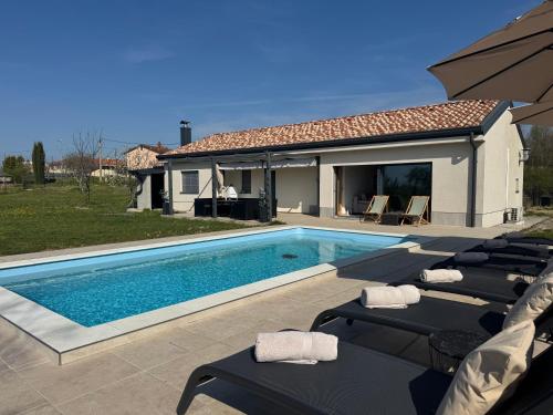 Capo House