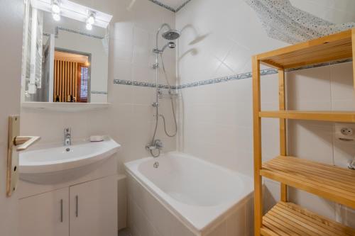 Cham Sud Jonquilles 001 - Happy Rentals photo 18