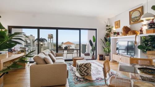 Your Sea View Loft-Elliniko