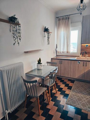 Maria's Sunny Home