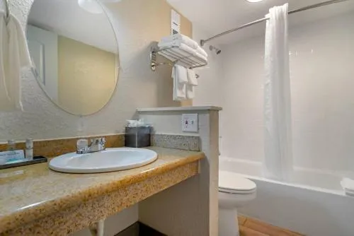 Inn on Destin Harbor, an Ascend Collection Hotel photo 15
