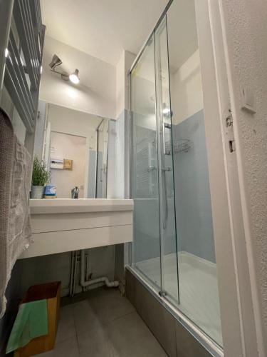 Studio - Les pieds dans l'eau agréable en toutes saisons 4 couchages - climatisation - parking privé - piscine sur mer - vue magnifique et rare - situation optimum - Les argonautes - Ile des pêcheurs - Cap d'Agde