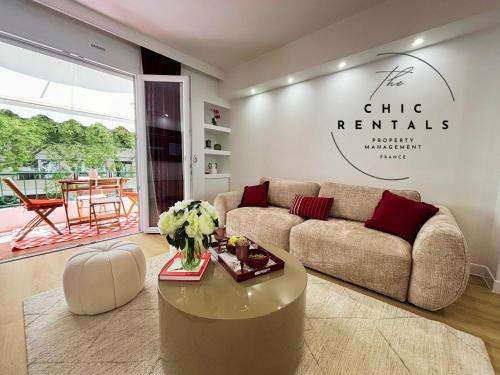 Barbara Apartment by the beach 2Bed 2Baths