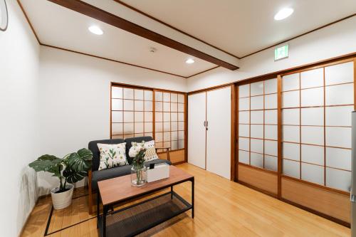 4PPL 2BR Quiet Stay for Long Stays Near Namba