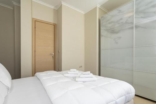 House Lux Loft - Spacious Stay in Thessaloniki