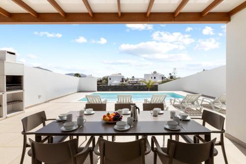 Villa Los Altos Tabaiba 7A by Escape Home