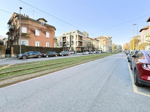 Elegant Designer Studio in the Heart of CityLife