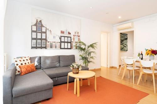 Spacious apartment in Sant Gervasi