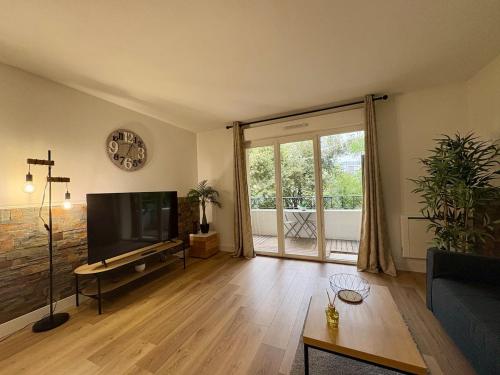 Godard - T3 avec 2 Chambres 1 Salle de Bain et Balcon
