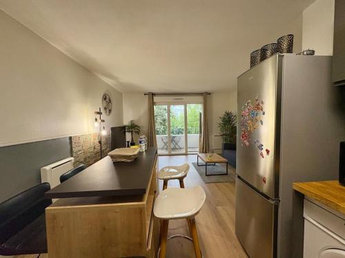 Godard - T3 avec 2 Chambres 1 Salle de Bain et Balcon