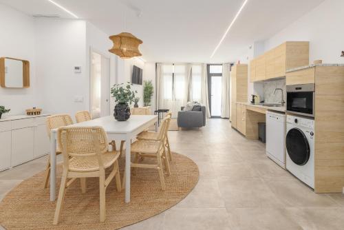 ApartUP Cabanyal Station B