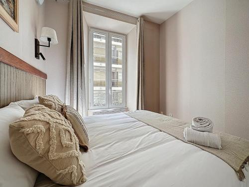 Sea View 2BR 2BA - 4 min Palais - Ideal Cannes Film Festival Stay photo 23