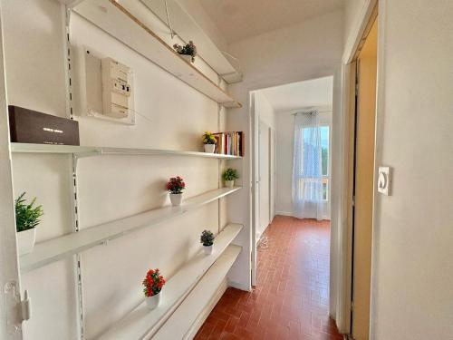 Appartement T2 avec balcon, résidence arborée, parking