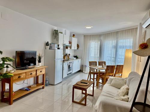 BoHO Apartment DOBRY DZIEN with Rooftop Pool 5D Apartments