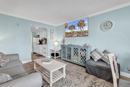 Ocean View 1BR King Suite wBalcony on the Beach photo 131