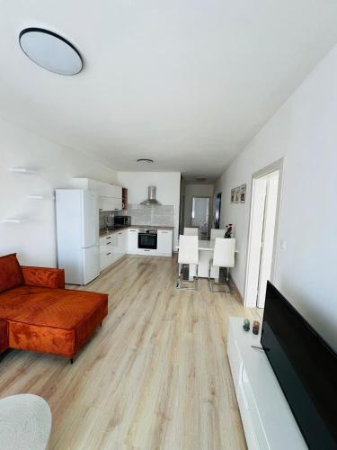 Modern Comfort Apartment - WiFi & Free Parking