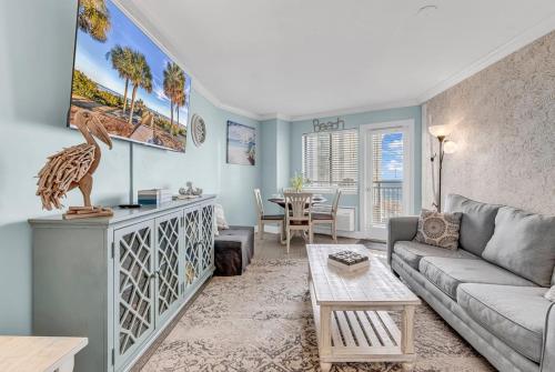 Ocean View 1BR King Suite wBalcony on the Beach photo 65